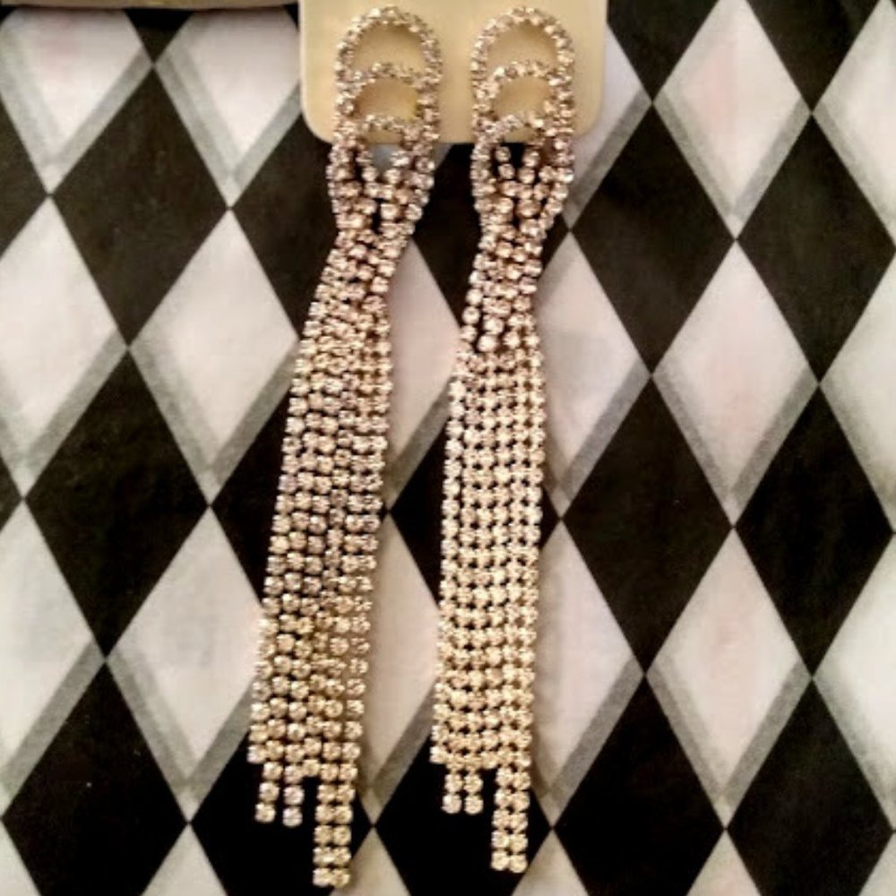 LOVISA Glamorous Rose Gold/Clear Crystal Triple Loop Chain Dangle Earrings**NEW!